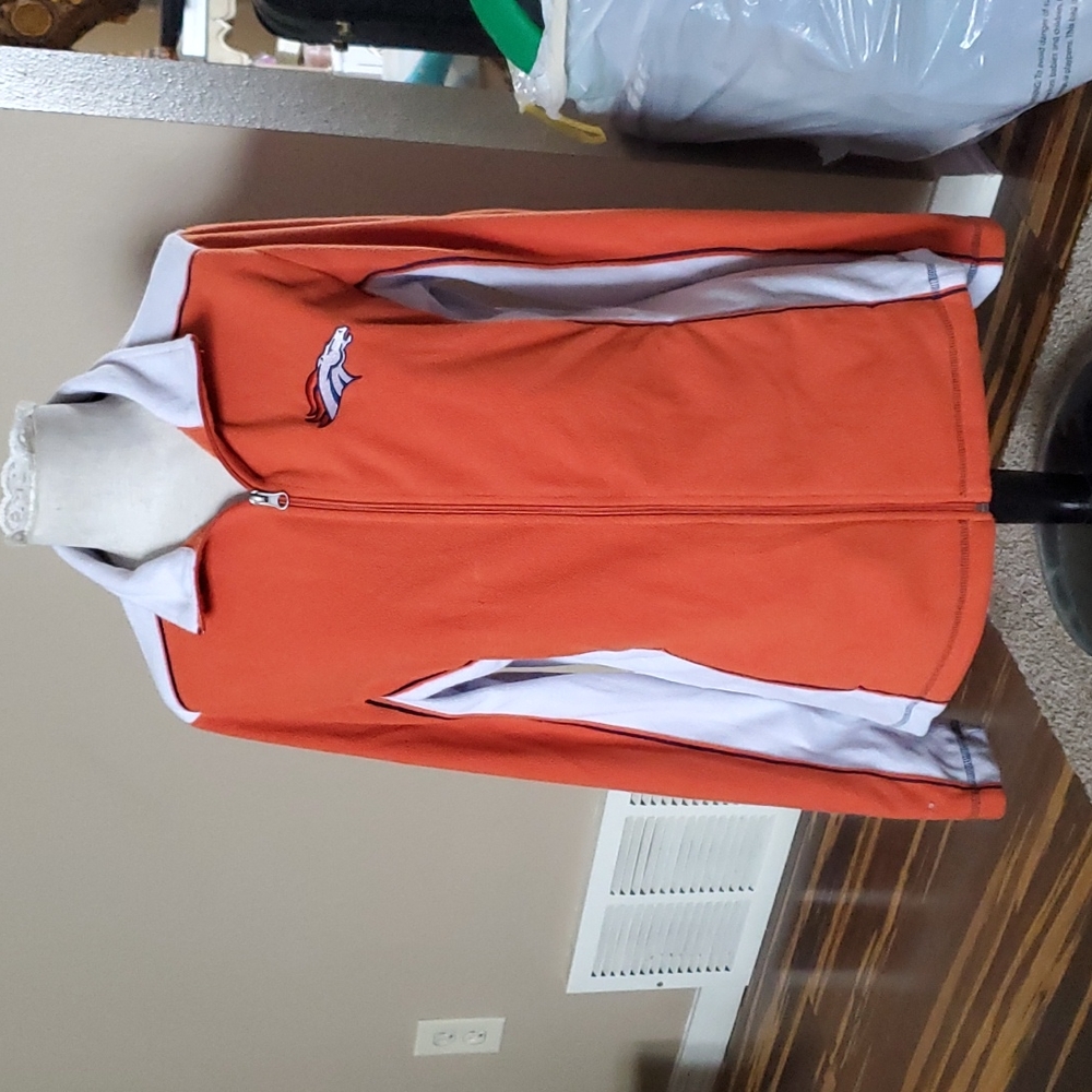 Broncos fleece